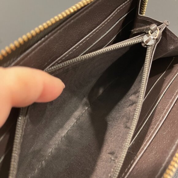 Gucci GG Signature Zip Around Wallet (2150) - Picture 9 of 9